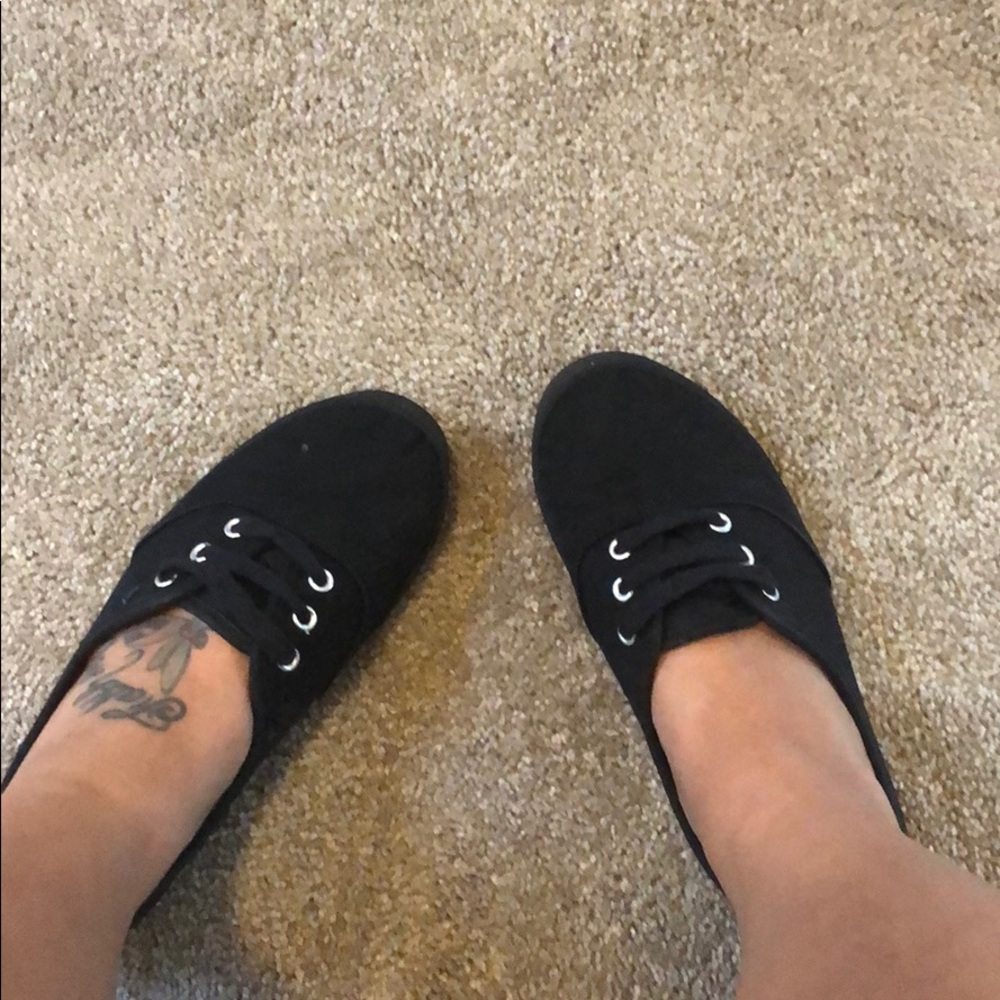 H&M black shoes